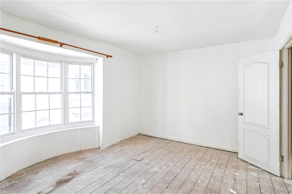 1, Bath Street, WEYMOUTH, Dorset, DT4 7DS