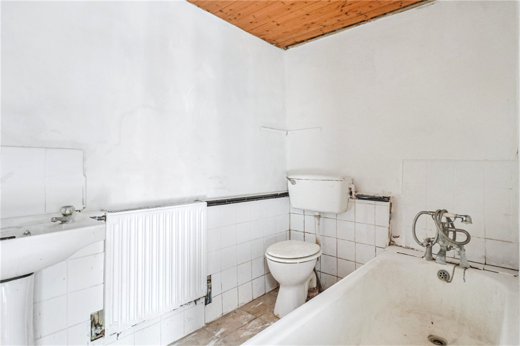 1, Bath Street, WEYMOUTH, Dorset, DT4 7DS