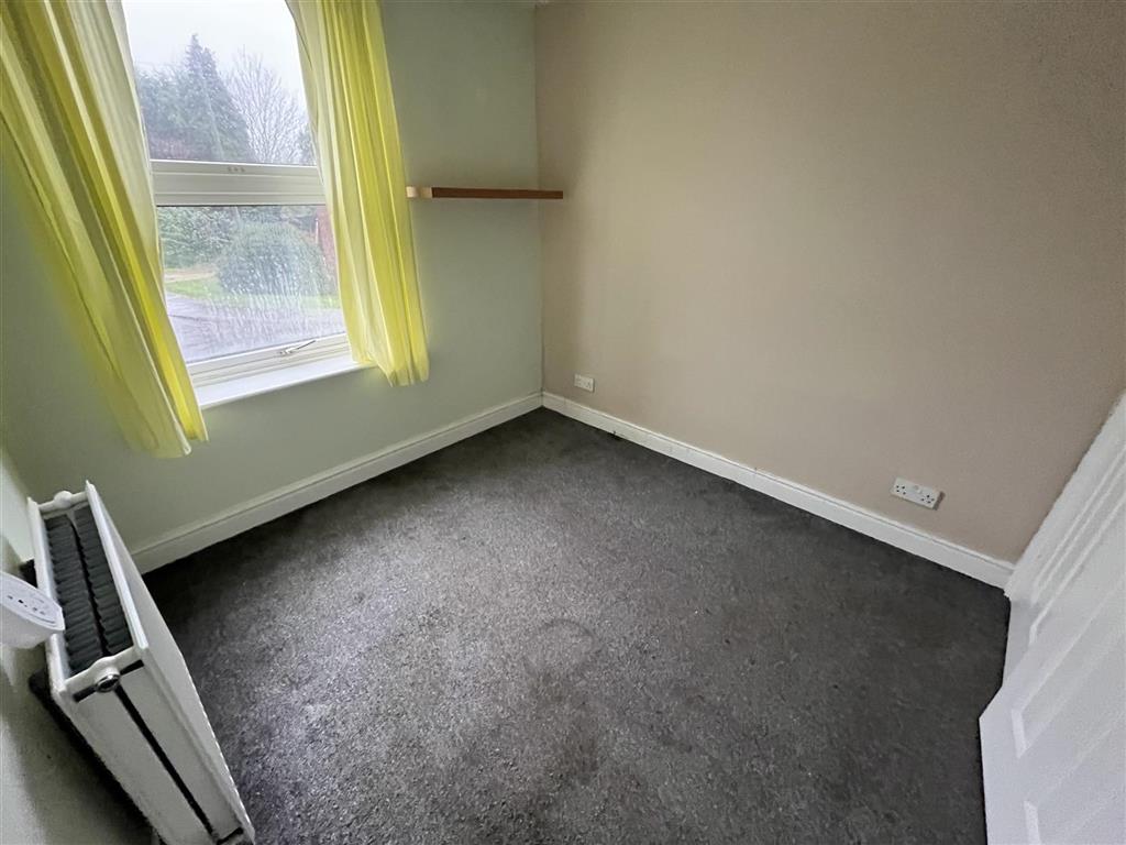 74, Clay Lake, SPALDING, Lincolnshire, PE11 2QQ