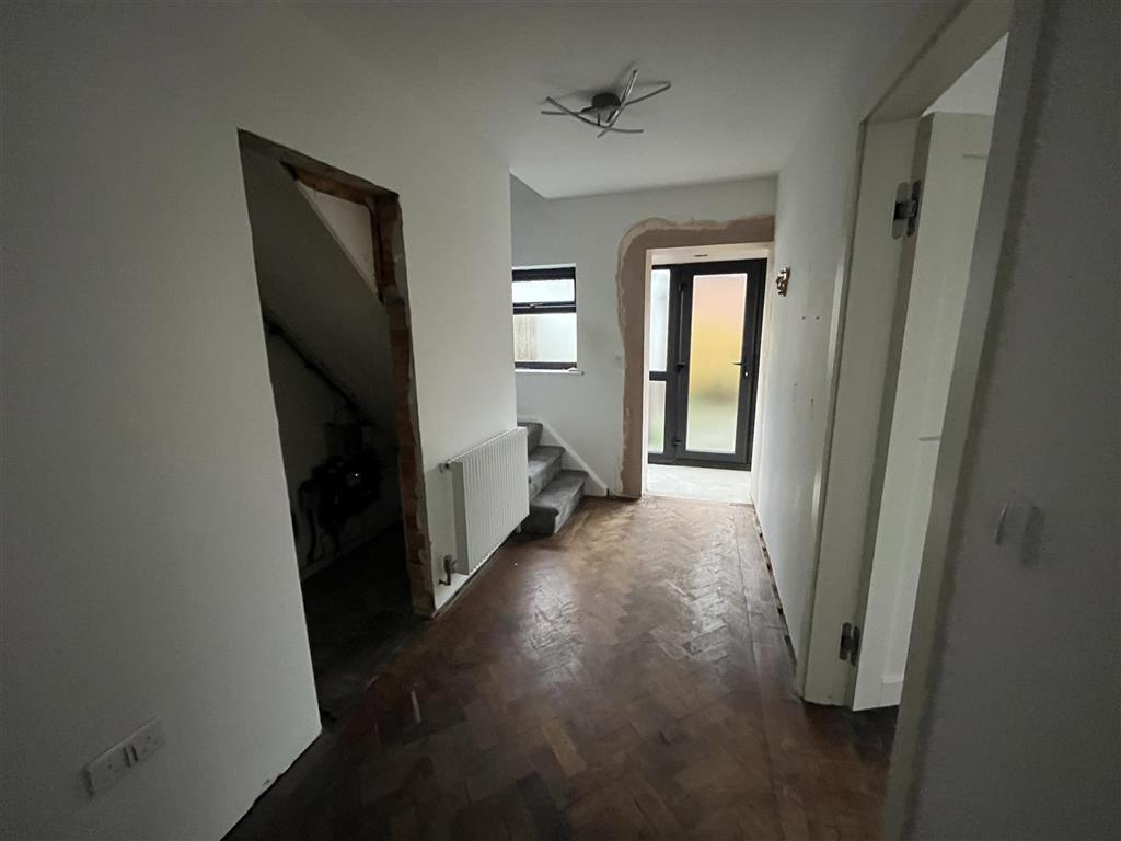 4, Glenmore Avenue, LOUGHBOROUGH, Leicestershire, LE12 9LH