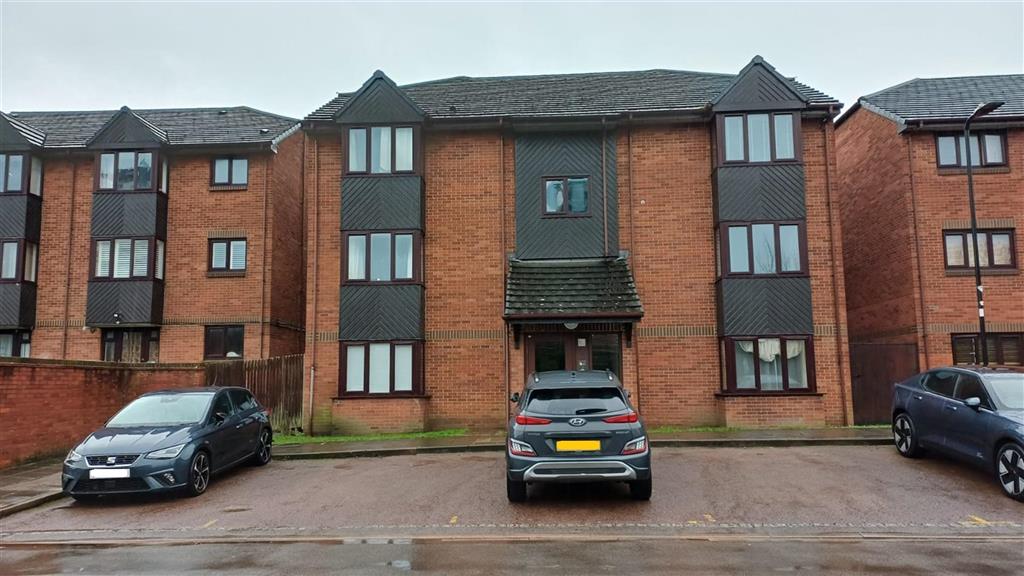 40, Perry Avenue, EAST ACTON, London, W3 6YQ