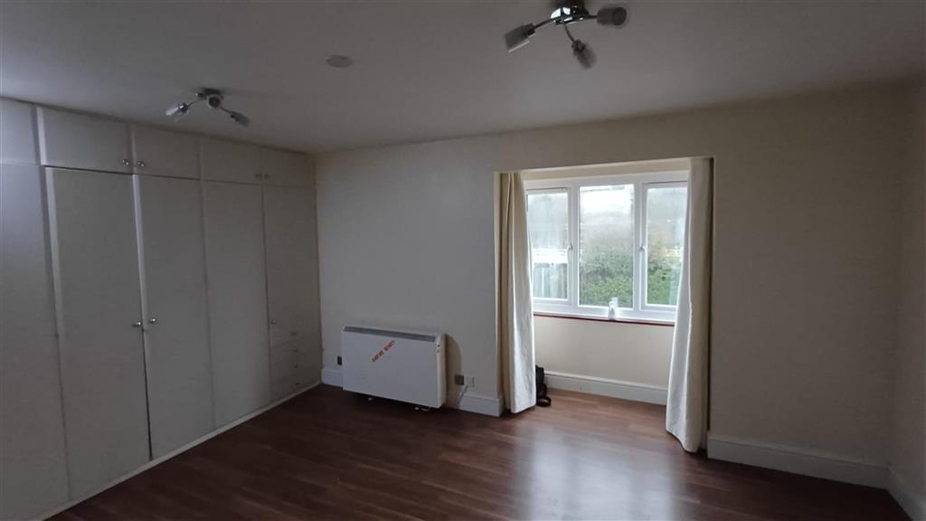 40, Perry Avenue, EAST ACTON, London, W3 6YQ