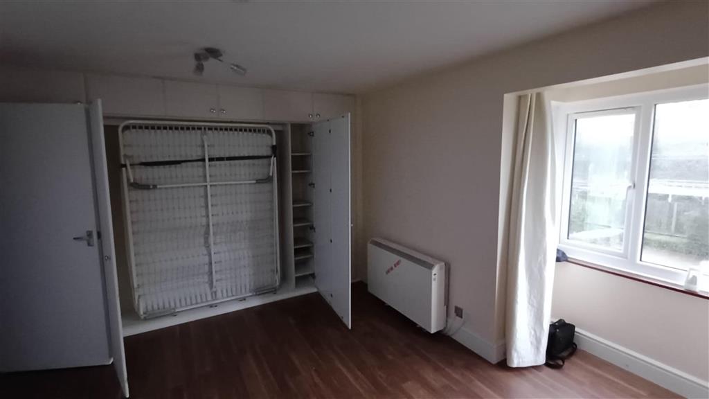 40, Perry Avenue, EAST ACTON, London, W3 6YQ