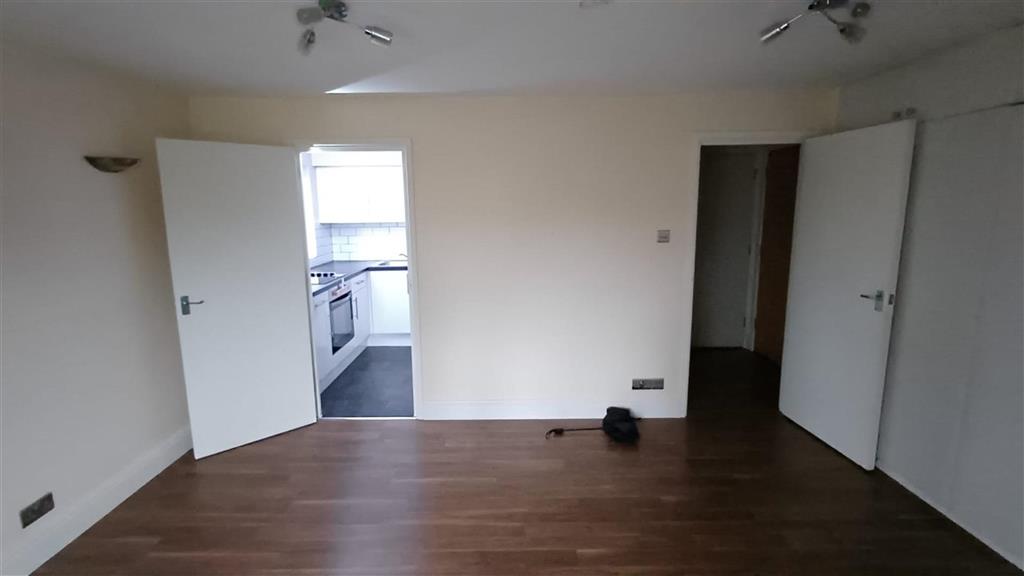 40, Perry Avenue, EAST ACTON, London, W3 6YQ