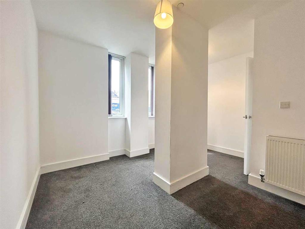 Flat 10, Miller Heights, 43-51 Lower Stone Street, MAIDSTONE, Kent, ME15 6LN