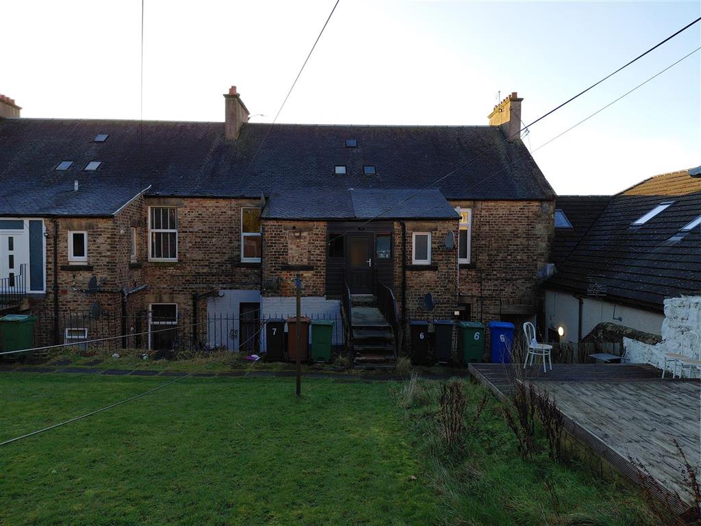 7 Bryson Place, Mid Street, BATHGATE, West Lothian, EH48 1PT