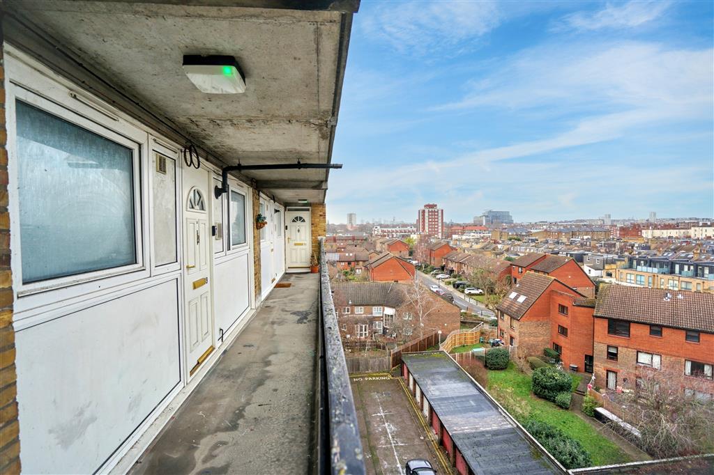 50, Lampeter Square, FULHAM, London, W6 8PT