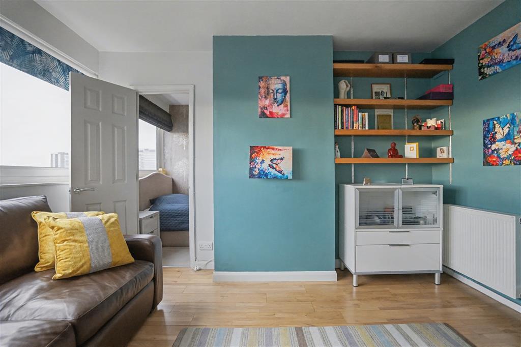 50, Lampeter Square, FULHAM, London, W6 8PT
