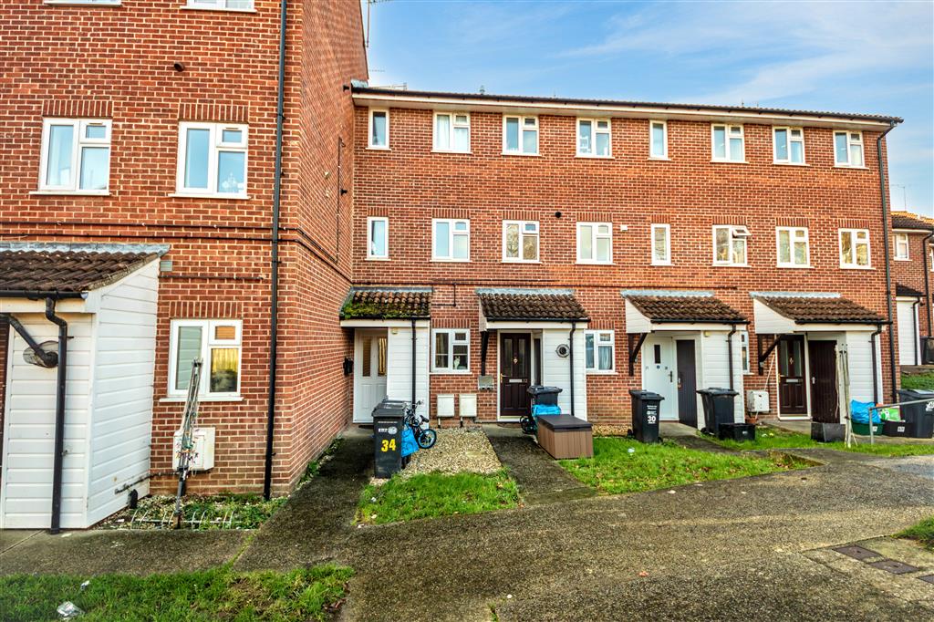 33, Sedgemoor Close, YEOVIL, Somerset, BA21 5NS