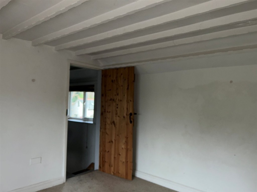 Burnside, Ffordd Corwen, MOLD, Clwyd, CH7 4LE