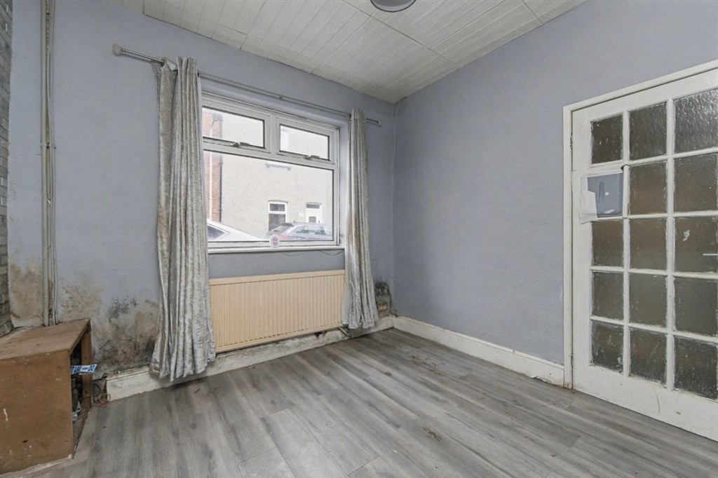 50, Cook Street, BARROW-IN-FURNESS, Cumbria, LA14 5TE