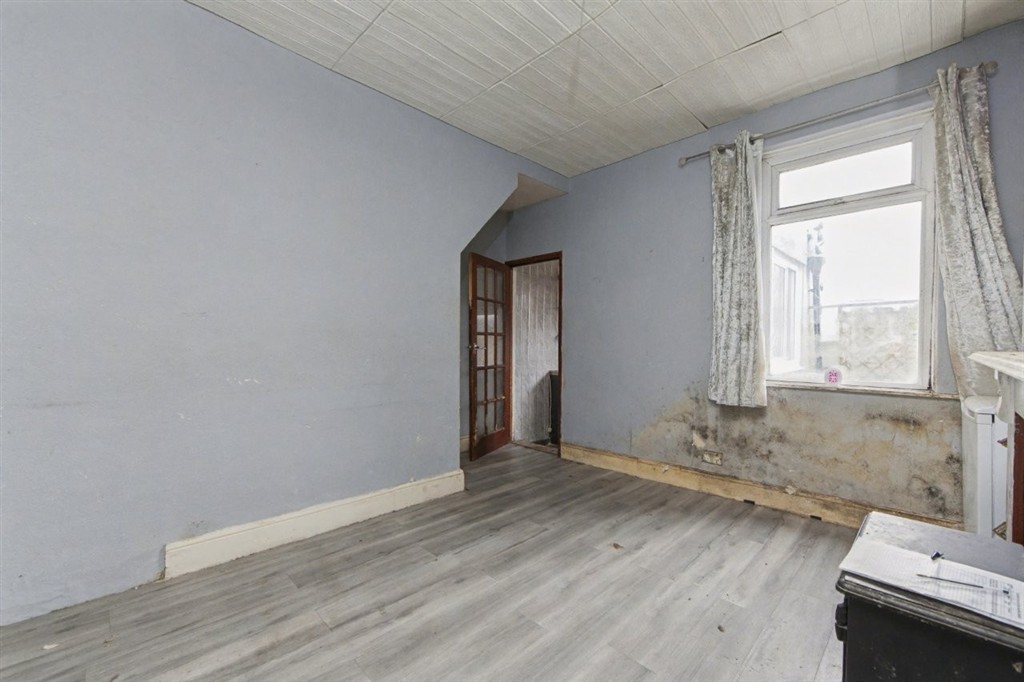 50, Cook Street, BARROW-IN-FURNESS, Cumbria, LA14 5TE