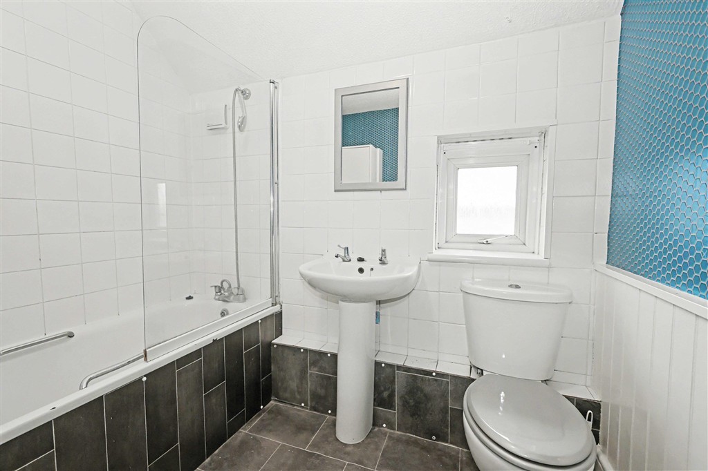 34, Addiscombe Gardens, MARGATE, Kent, CT9 2RU