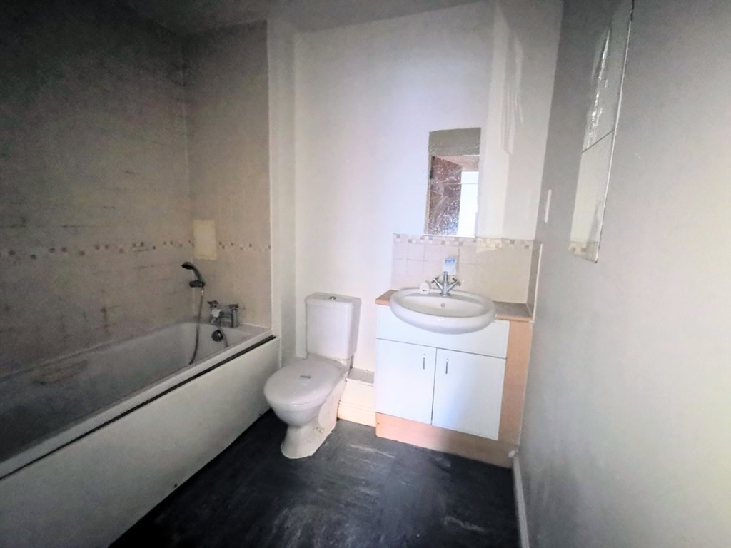 Flat 36, Omega Court, The Gateway, WATFORD, Hertfordshire, WD18 7HG