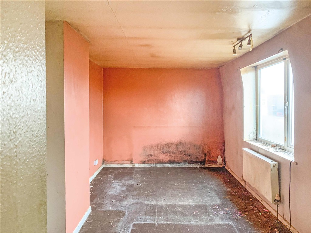 24, Denham Drive, SHAFTESBURY, Dorset, SP7 0AJ