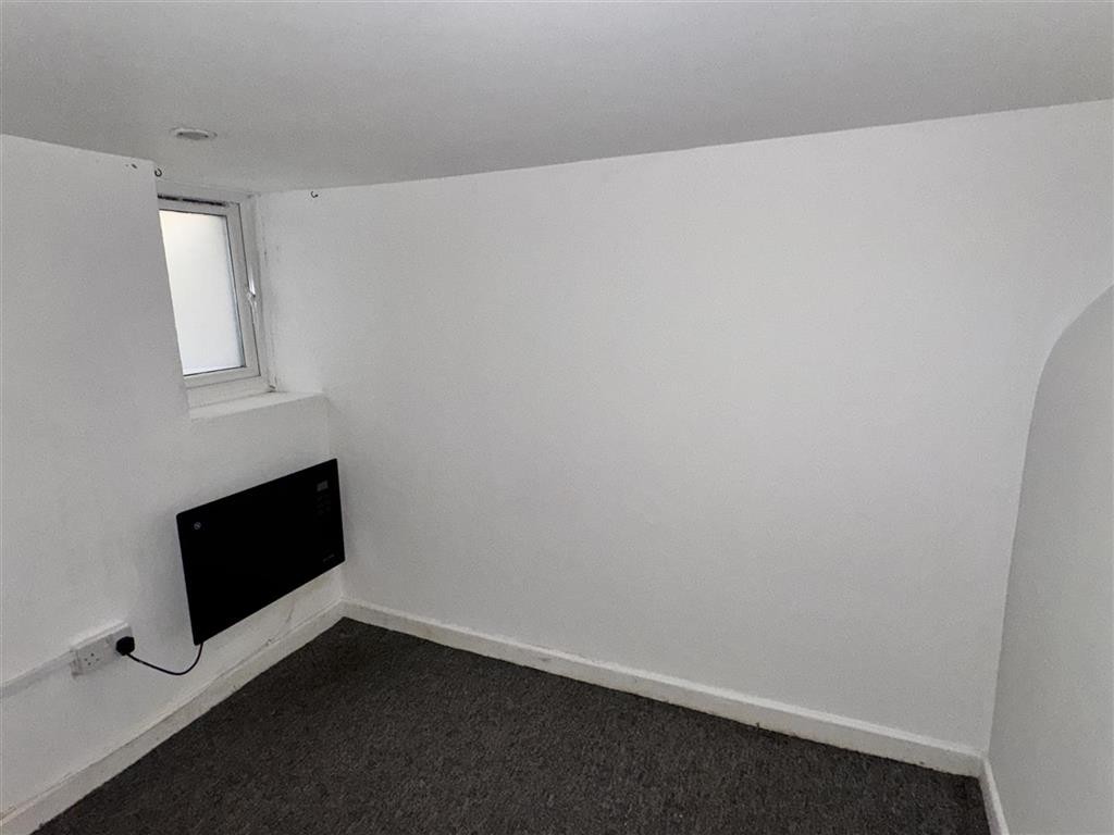 Flat 1, 34, The Polygon, SOUTHAMPTON, Hampshire, SO15 2BN