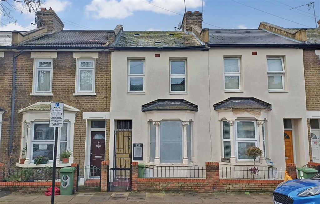 11, Holness Road, London, E15 4EN
