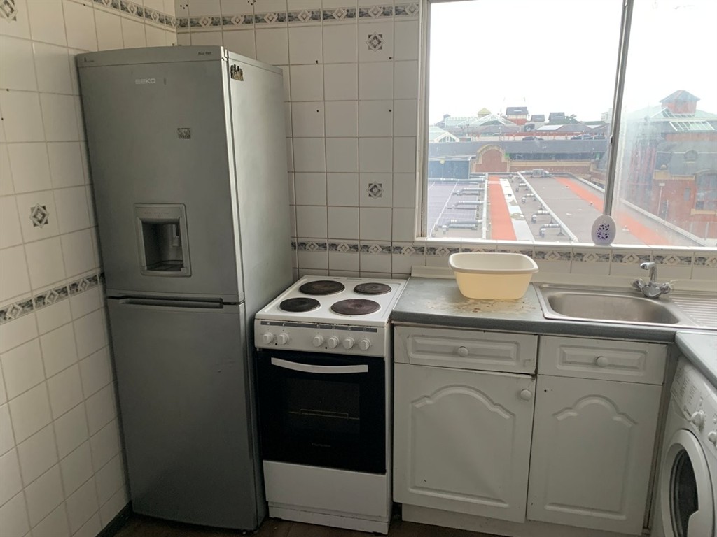 Flat 10, Elizabeth Wheeler House, 19, The Mall, BROMLEY, Kent, BR1 1TT