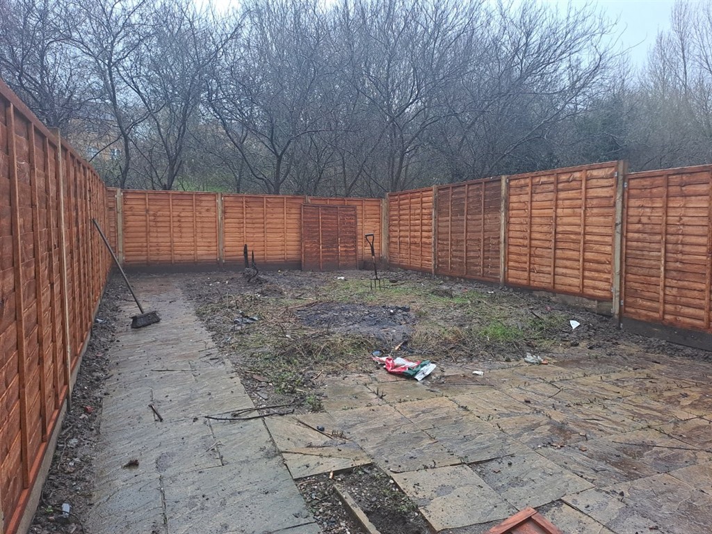 6, Lodge Court, TELFORD, Shropshire, TF2 7SE