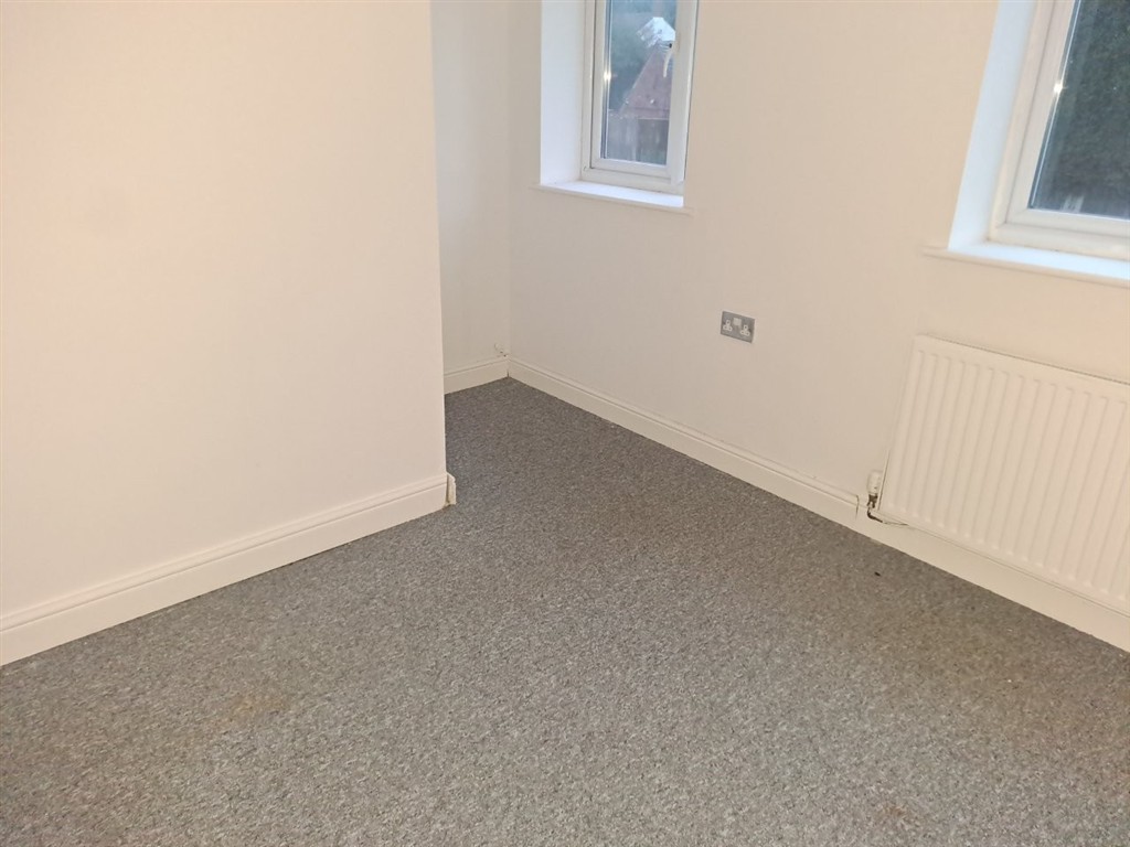 7, Lodge Court, TELFORD, Shropshire, TF2 7SE