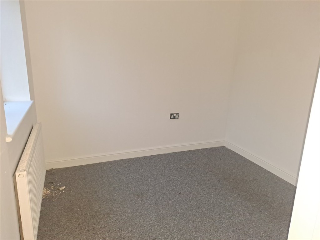 7, Lodge Court, TELFORD, Shropshire, TF2 7SE