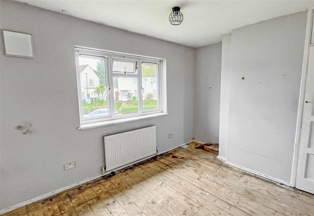 37, Pembury Crescent, SIDCUP, Kent, DA14 4QA