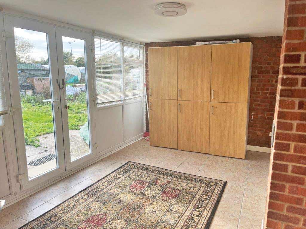 The New House & Garage, Whale Drove, SPALDING, Lincolnshire, PE12 0UB