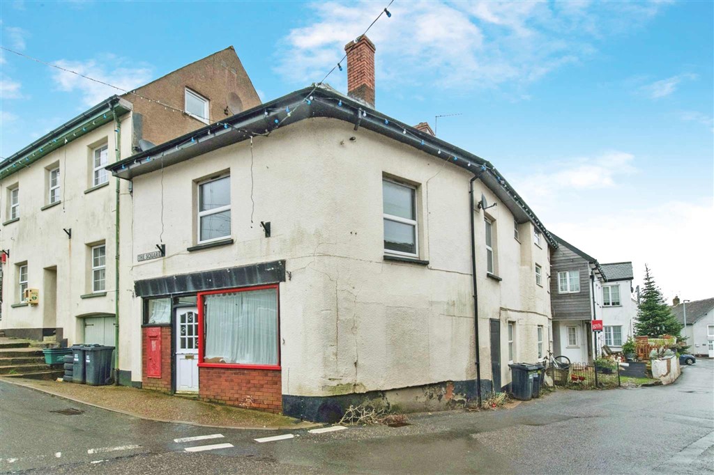 12, The Square, CULLOMPTON, Devon, EX15 3AA