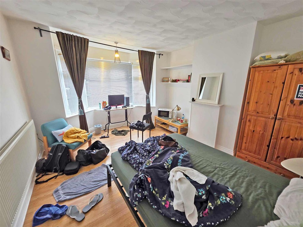 17, Shaftesbury Avenue, SOUTHAMPTON, Hampshire, SO17 1SB