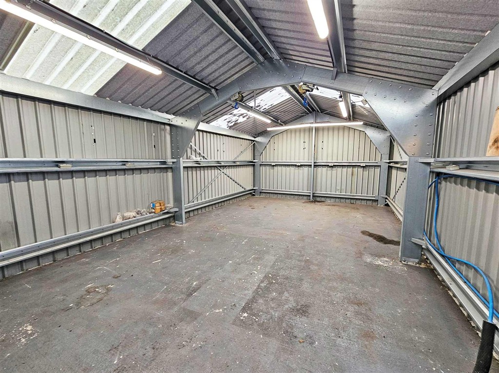 Luckystone, Carters Clay Road, ROMSEY, Hampshire, SO51 0GL