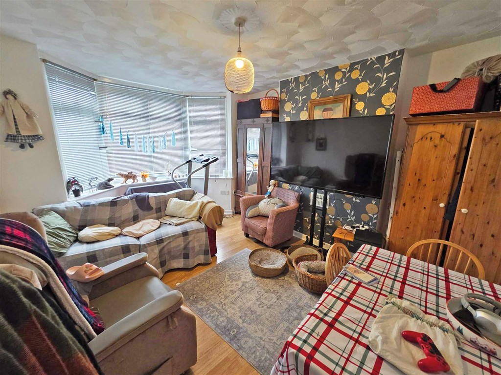 17, Shaftesbury Avenue, SOUTHAMPTON, Hampshire, SO17 1SB