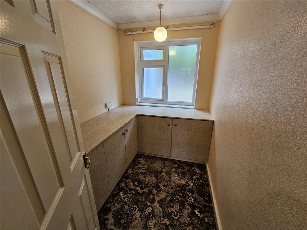 Luckystone, Carters Clay Road, ROMSEY, Hampshire, SO51 0GL