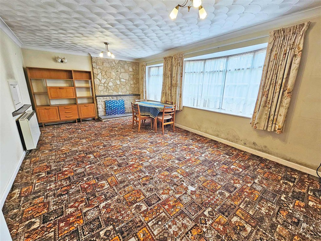 Luckystone, Carters Clay Road, ROMSEY, Hampshire, SO51 0GL