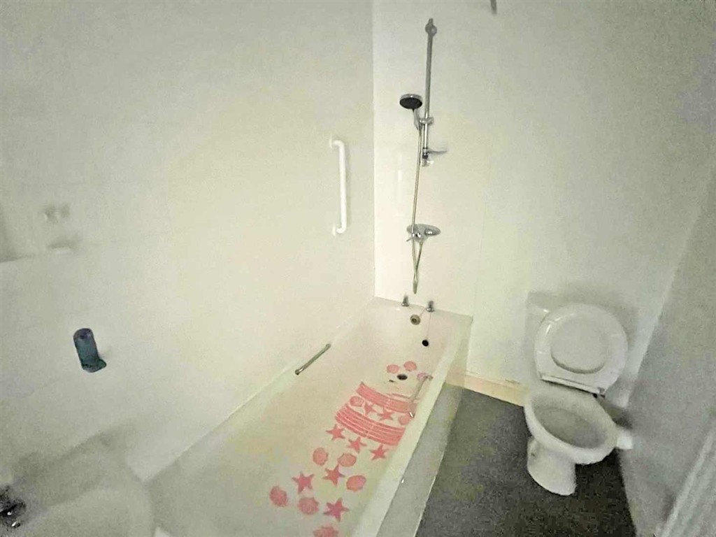 Flat C, 30, Buckley Road, KILBURN, London, NW6 7NA