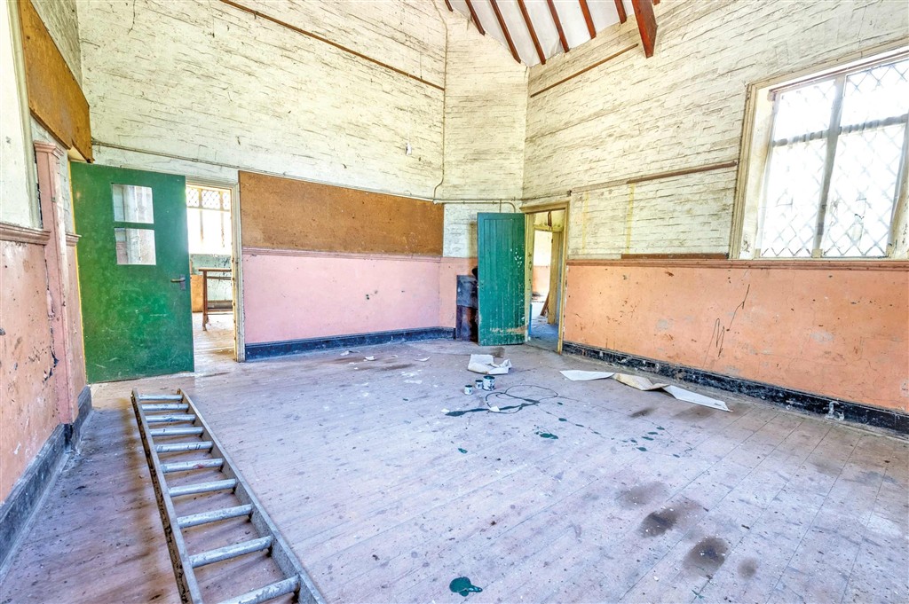 The Old School House, Vicarage Hill, BILLINGSHURST, West Sussex, RH14 0RG