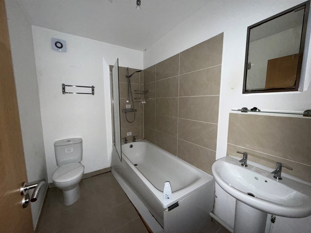 Flat 8, 22, Montpellier Crescent, WALLASEY, Merseyside, CH45 9AB