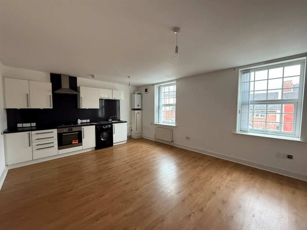 Flat 8, 22, Montpellier Crescent, WALLASEY, Merseyside, CH45 9AB