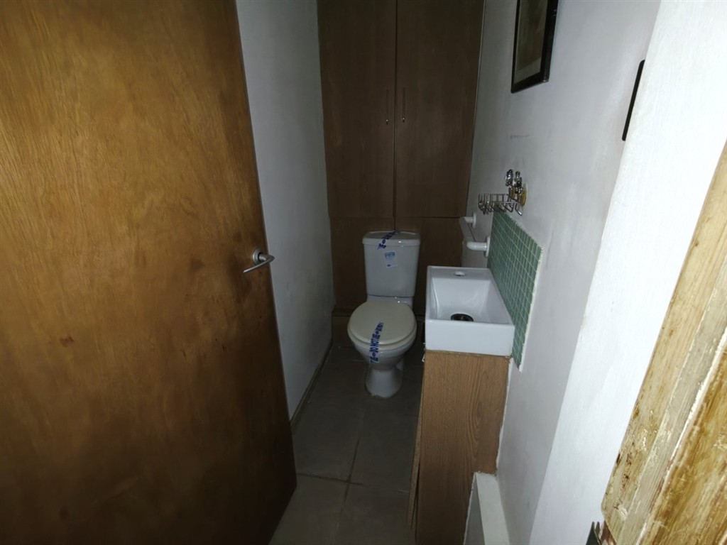 166, Belgrave Walk, MITCHAM, Surrey, CR4 3QE