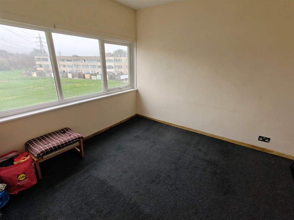 166, Belgrave Walk, MITCHAM, Surrey, CR4 3QE