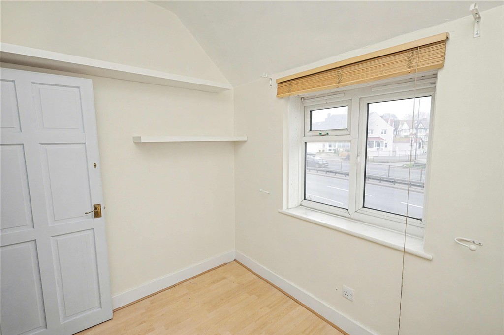 317, North Circular Road, NEASDEN, London, NW10 0HY