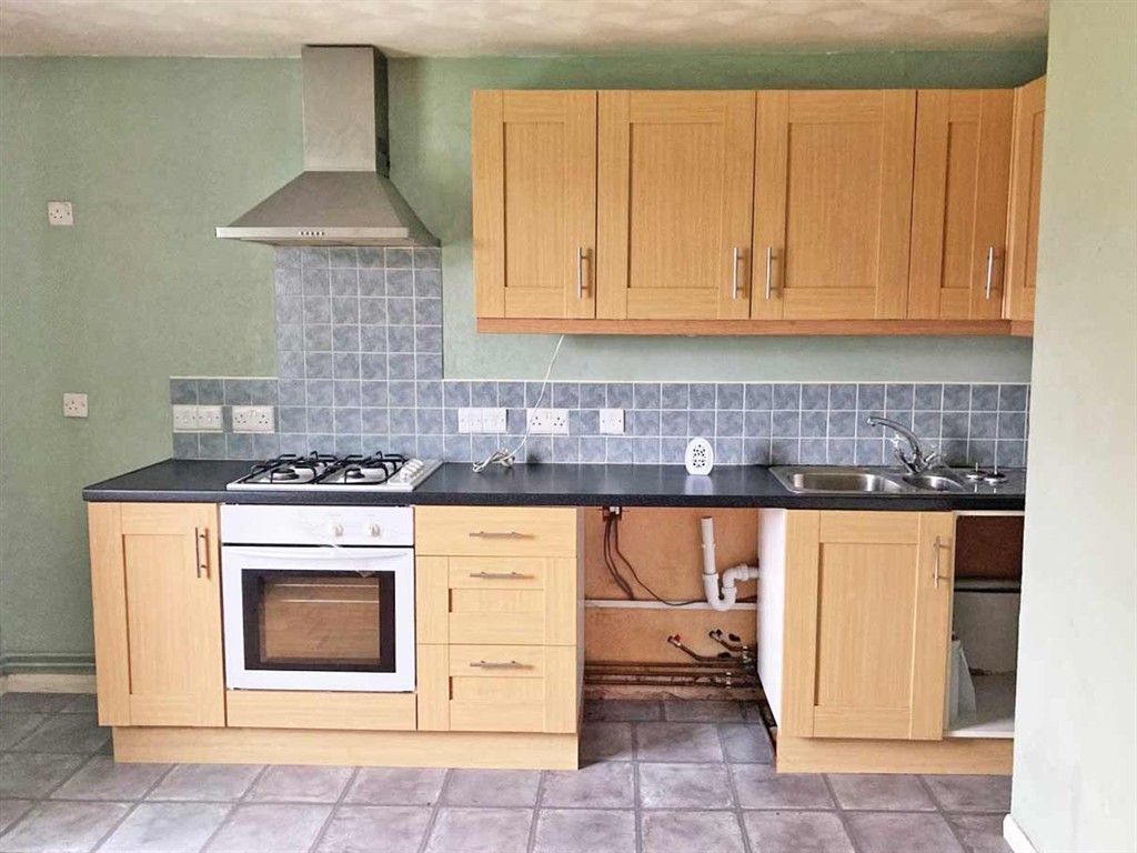 2, Middleton Close, SOUTHAMPTON, Hampshire, SO18 2FP