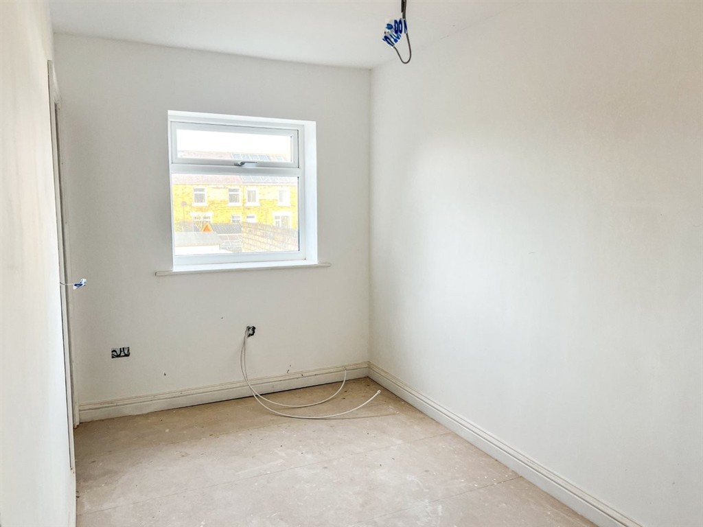 1, First Row, MORPETH, Northumberland, NE61 5HD