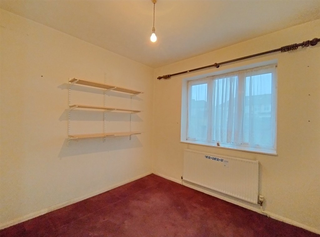 17, Starch House Lane, ILFORD, Essex, IG6 1PU