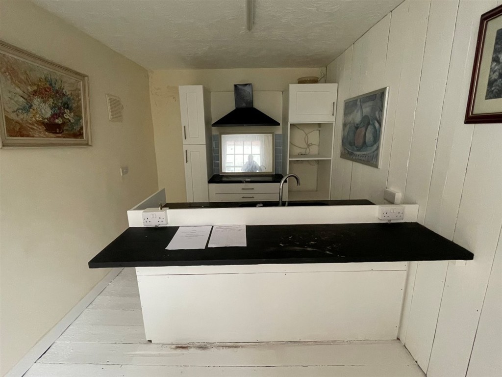 11b, George Street, HASTINGS, East Sussex, TN34 3EG