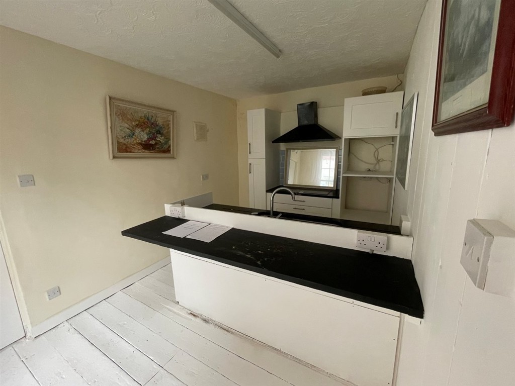 11b, George Street, HASTINGS, East Sussex, TN34 3EG