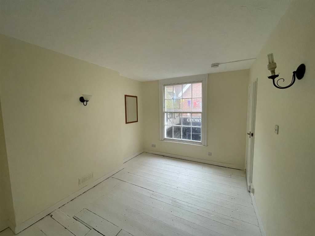 11b, George Street, HASTINGS, East Sussex, TN34 3EG