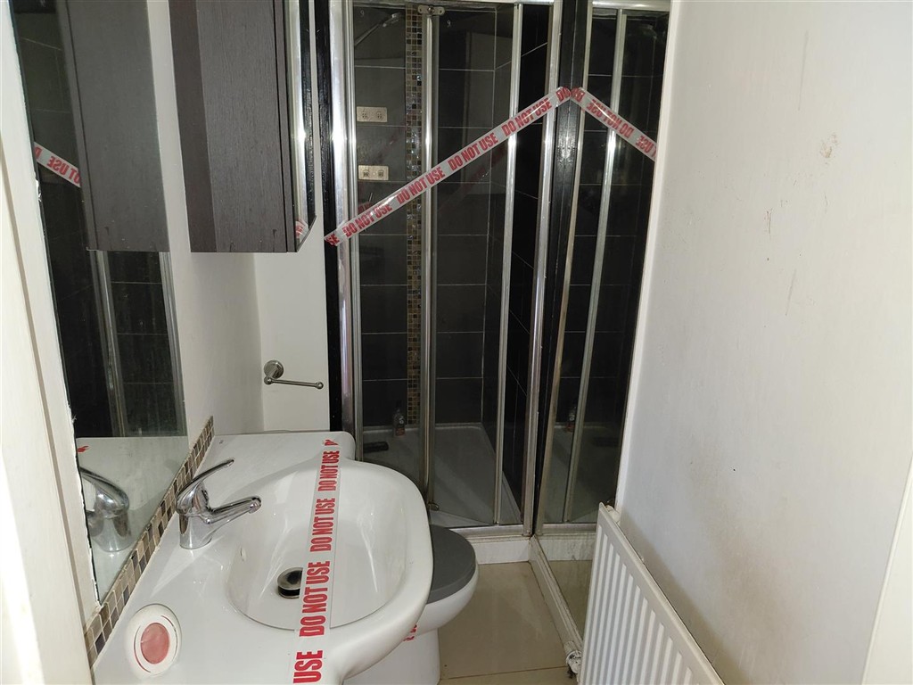 7 Bryson Place, Mid Street, BATHGATE, West Lothian, EH48 1PT