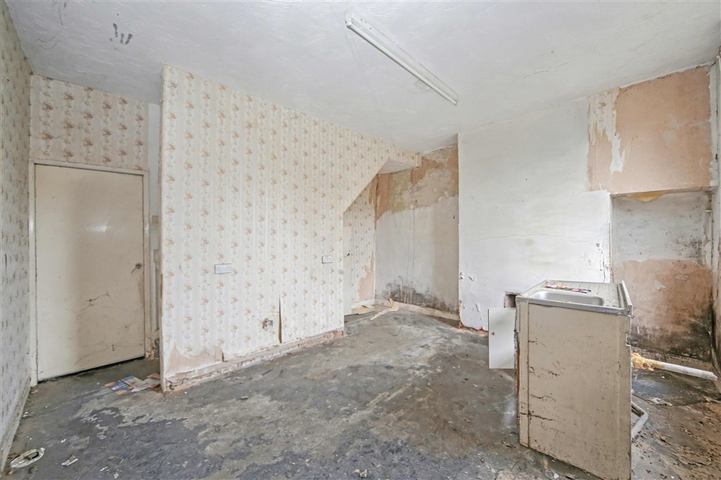 52, Victoria Road, WIGAN, Lancashire, WN2 5DN