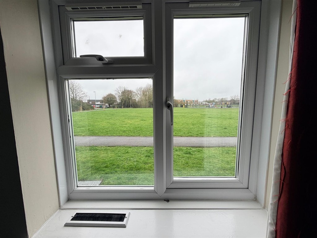 16, Lorna Court, ST. IVES, Cambridgeshire, PE27 6FD