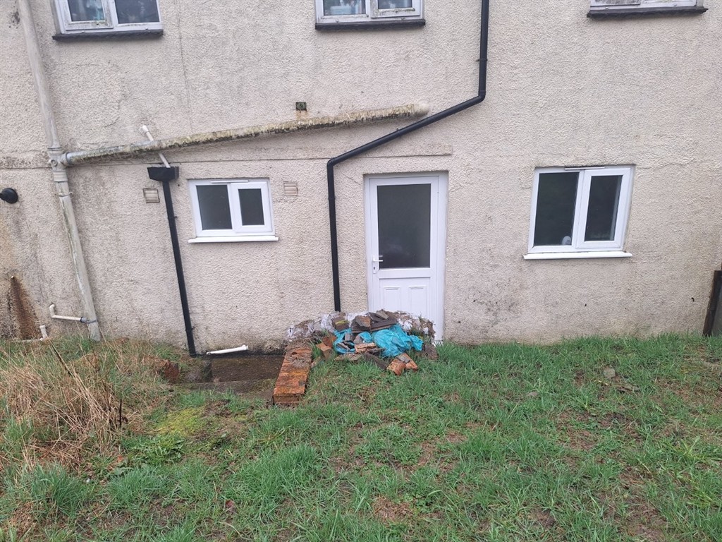 39, Heol Helig, EBBW VALE, Gwent, NP23 4TZ